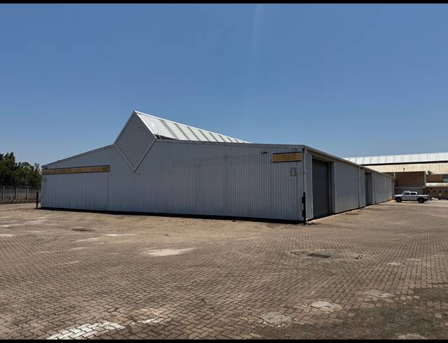 4,000M² WAREHOUSE TO LET IN UMHLALI